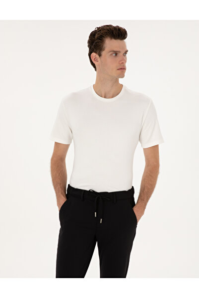 Pierre Cardin تي شيرت أساسي برقبة دائرية ونسيج سميك من إكرو مقاس عادي 5030803...