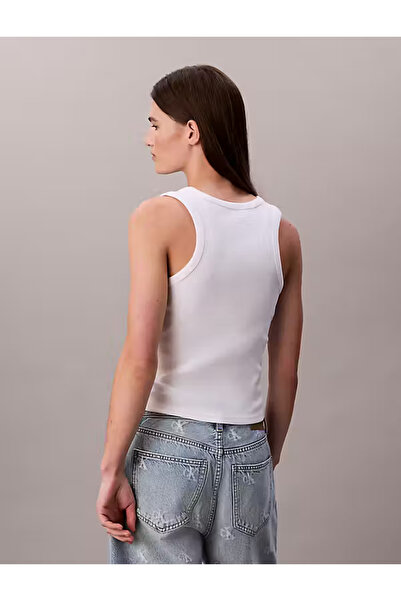 Calvin Klein Kadın Calvin Klein Logolu Organik Pamuklu Bisiklet Yakalı Kısa Kollu Beyaz T-Shirt LV04