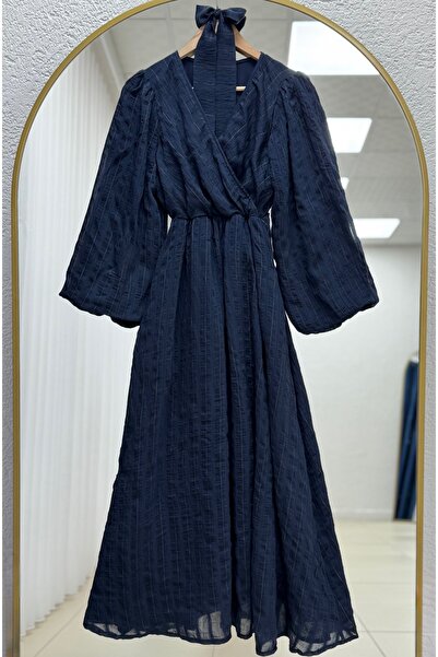 BENAHOLL فستان كارستا من التول مع حزام متقاطع -EK565.3 أزرق داكن