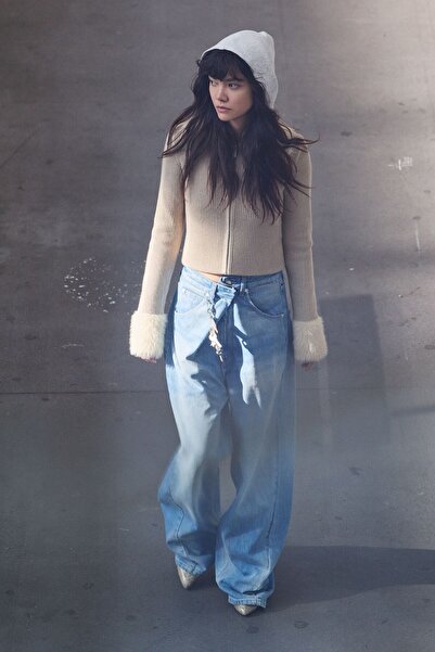 Bershka Wide-leg jeans with crossover waist