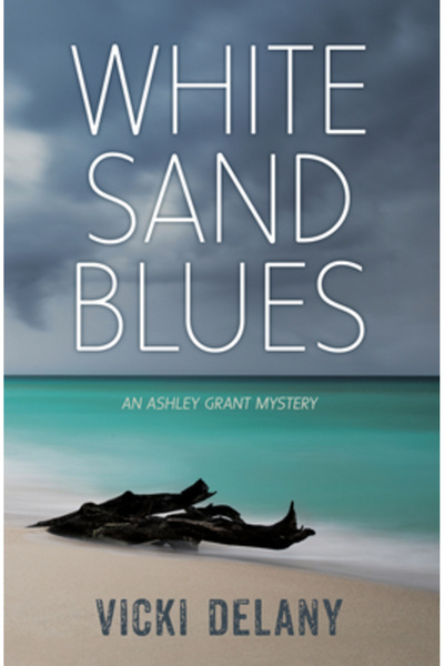 Raven Books White Sand Blues: An Ashley Grant Mystery