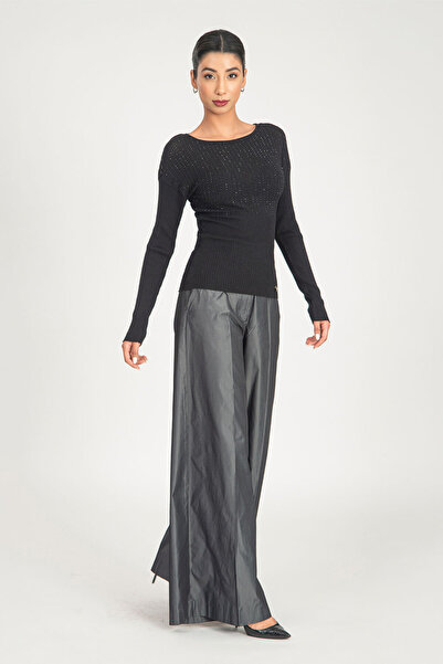 SOCIETA Siyah Yapıştırma taş detaylı triko bluz 28887