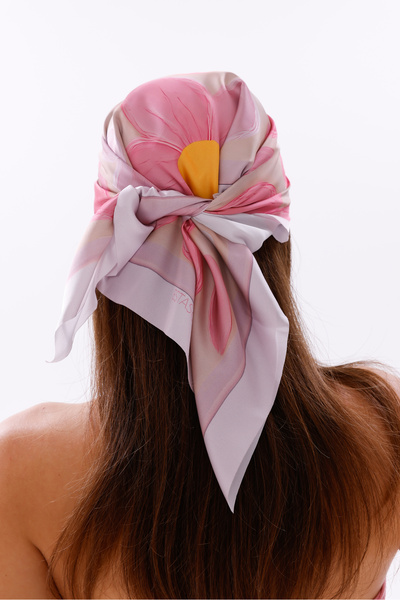 tarzınısec Fular Bandana Model Flori de Vis Roz Estascarf 70x70 Cm