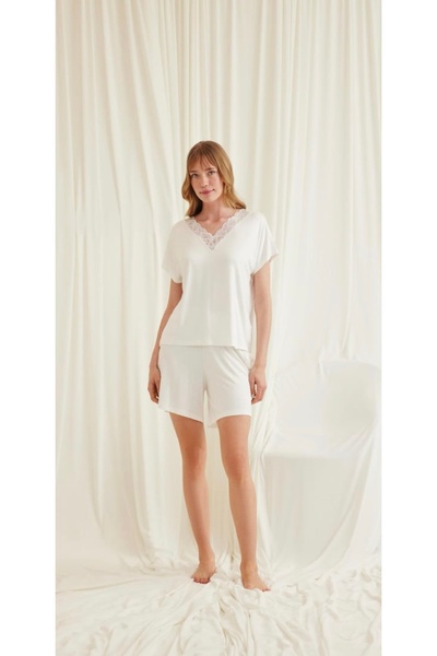 NightLove طقم شورت موناميس بأكمام قصيرة ورقبة على شكل حرف V 18602