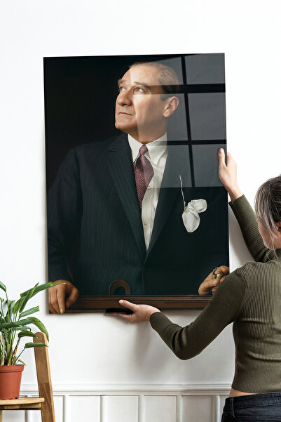 Dekopix 4K Ultra Yüksek Kalite Mustafa Kemal Atatürk - Cam Tablo