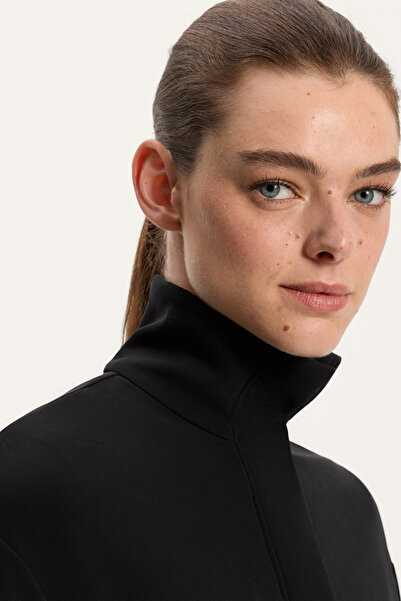 Oysho Long jacket with soft-touch modal and pockets