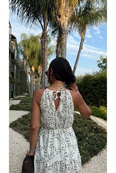 Pulli Collection Self-Embroidered Beaded Detailed Linen Dress