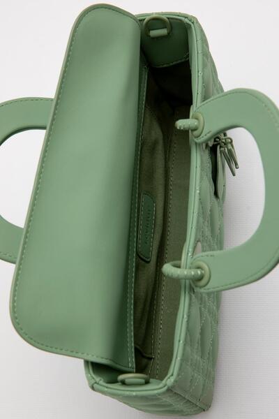 Levidor Πράσινη τσάντα ώμου με αλυσίδα με λογότυπο