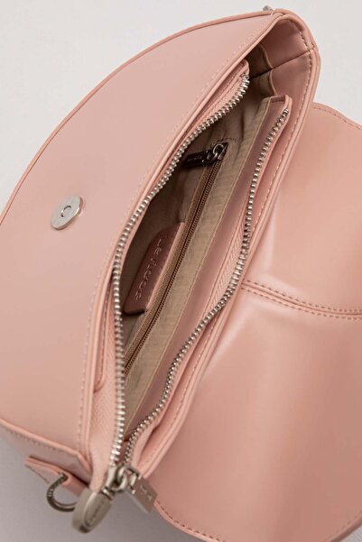 Levidor Pink Logo Chain Detailed Shoulder Bag