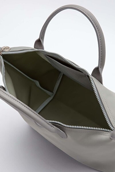 Levidor A.Gri Deri Kapak Aksesuarlı Omuz Çantası