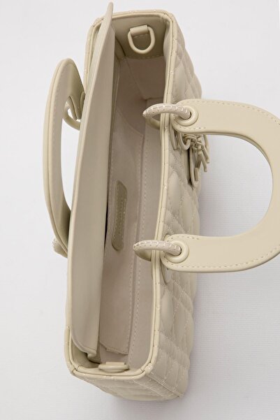 Levidor Τσάντα ώμου με αλυσίδα με λογότυπο Krem