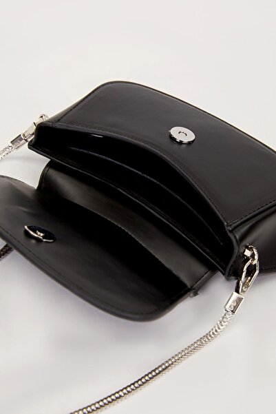 Levidor Siyah Metal Askılı Omuz Çanntası