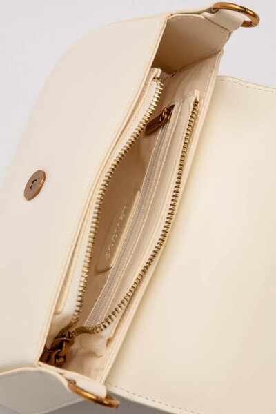 Levidor Beige Wide Chain Accessory Shoulder Bag