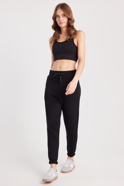 Tudors Kadın Relax Fit Rahat Kesim Şardonlu 3 Cepli Lastikli Jogger Paça Siyah Eşofman Altı