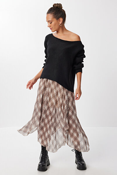 Lovelyİstanbul Oversize svetr z vlněné směsi s odhalenými rameny LİY0001 ČERNÝ