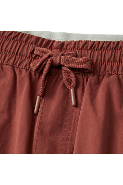 Giordano Men's Cotton Twill Bermuda Shorts: Slim Fit, Elastic Waist, Ultimate Comfort