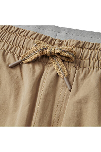 Giordano Men's Cotton Twill Bermuda Shorts: Slim Fit, Elastic Waist, Ultimate Comfort