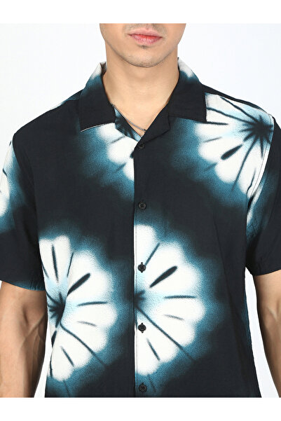 Bene Kleed By Styli Men Resort Collar Tie-Dye Print Shirt