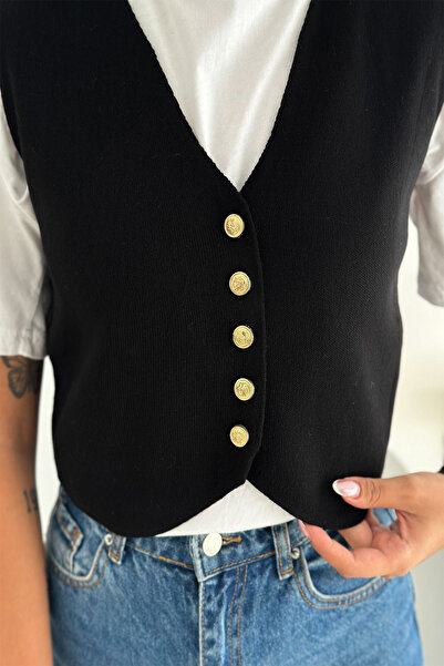 Noa Noa Women's Buttoned Knitwear Vest – Modern & Layered Style