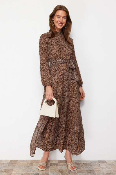 Trendyol Modest Φόρεμα υφασμένο από σιφόν με λεπτομέρεια με σχέδιο καμήλας TCTSS21EL3346