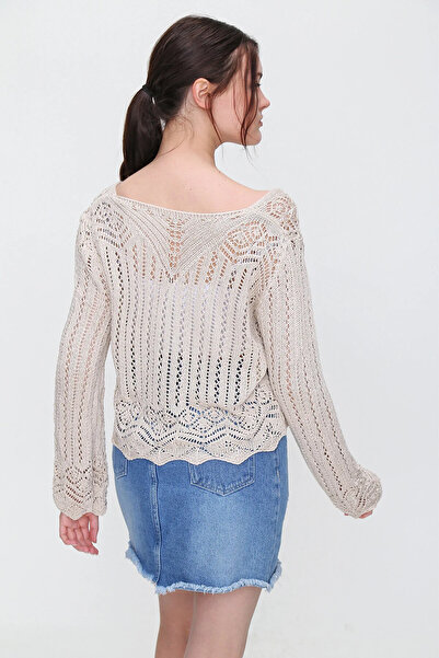 VAGGON Γυναικεία μπλούζα με διάτρητο εποχιακό πλεκτό μπεζ με λαιμόκοψη σε σχήμα V Esq0010 Esq0010