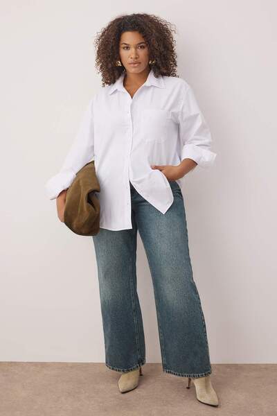 Trendyol Curve White Boyfriend Woven Shirt TBBSS22GO0323