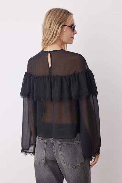 Trendyol Collection Black Transparent Chiffon Lace Detailed Crew Neck Blouse Woven Blouse Twoaw26Bz00055