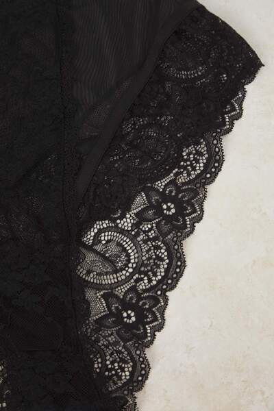 Trendyol Curve Čierne jednodielne čipkované klasické pletené elastické nohavičky veľkej veľkosti TBBAW26CM00000