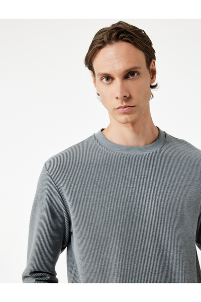 Koton Textured Long Sleeve Basic Crew Neck Sweatshirt