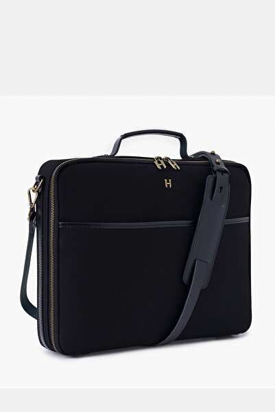 HELMBROOK Boris Genuine Leather Men's 15.6" Single Compartment Laptop Bag