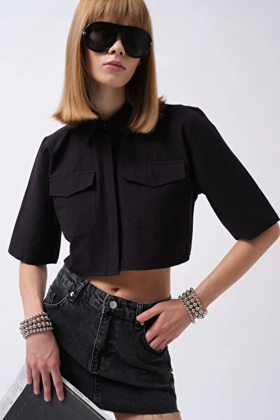 THEIA WEAR Pocket Detail Half Sleeve Crop Linen Black Shirt