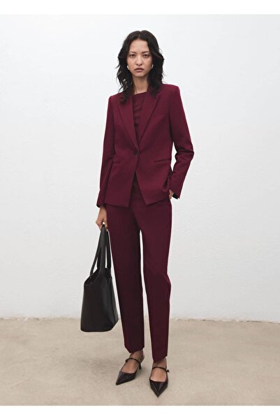 MANGO Woman Bedene oturan blazer ceket