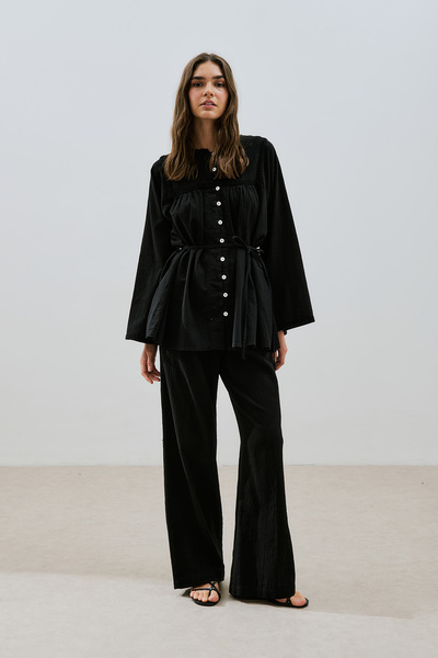 Manuka Textured Embroidered Shirt Black