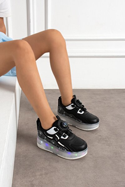 RGV Skating Lighted Sports Shoes Wheel Shoes Skating Skateboarding
