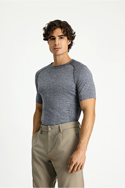 Kiğılı Slim Fit Plain Crew Neck T-Shirt