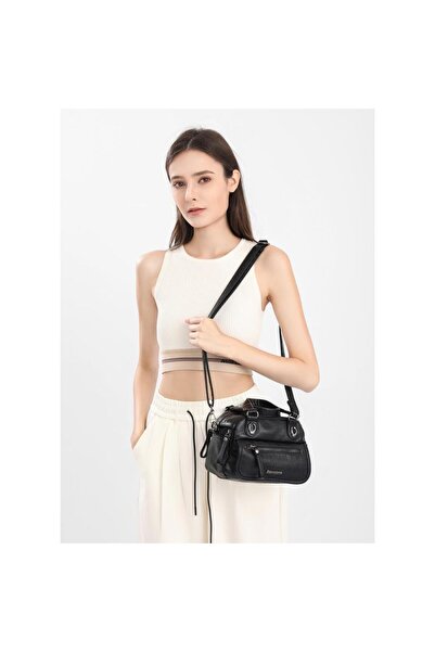 Mini Size Washing Leather Hand-Held Women's Bag 21-K Barcelona 1933