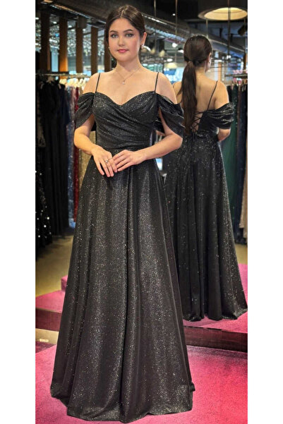 Abiyeniall Siyah İp Askılı  Sırt Dekolteli Anvelop  Yırtmaçlı Kloş Etekli Simli Uzun Abiye Elbise 7633