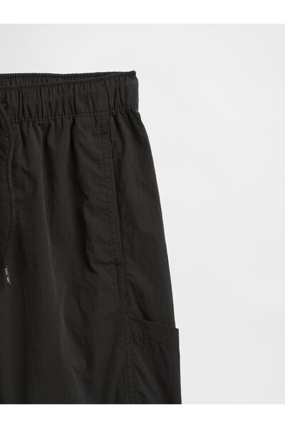 GAP Erkek Çocuk Siyah Pull-On Hybrit Kargo Şort