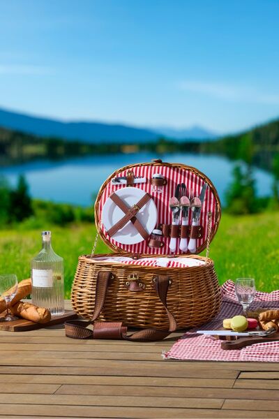 Perotti Cestino Italy 4 Person Picnic Basket