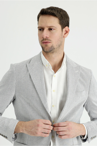 Kiğılı سترة كتان مخططة ومريحة من Relax Fit