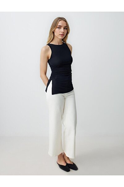 Jimmy Key Black Straight Cut Round Neck Sleeveless Long Knitted Blouse