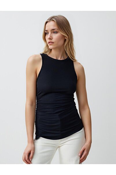 Jimmy Key Black Straight Cut Round Neck Sleeveless Long Knitted Blouse