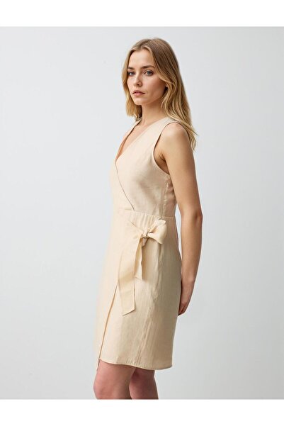 Jimmy Key Ekru V Yaka Kolsuz Fiyonk Detaylı Dokuma Mini Elbise