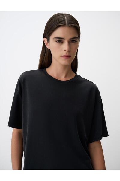 Jimmy Key Tricou negru tricotat cu mânecă scurtă și decolteu