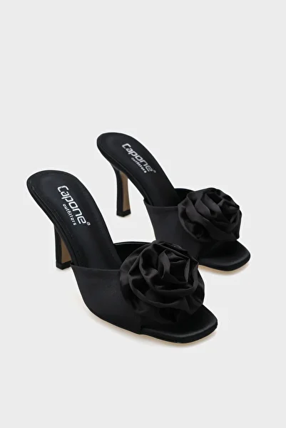 Capone Outfitters Γυναικείες παντόφλες Lou με μεσαίο τακούνι Floral Satin