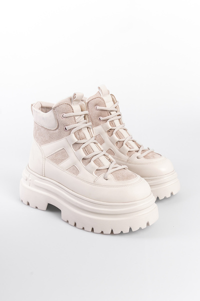 Capone Outfitters Γυναικείες αθλητικές μπότες με κορδόνια Trak Sole