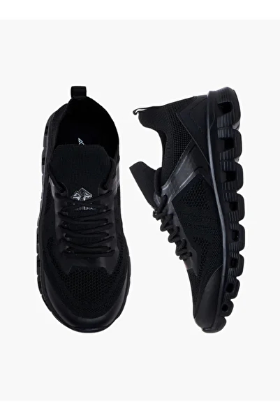 Oaklan by Shoexpress Textured Slip-On Sports Shoes