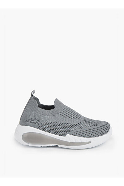 Oaklan by Shoexpress Textured Slip-On Sports Shoes with Pull Tab