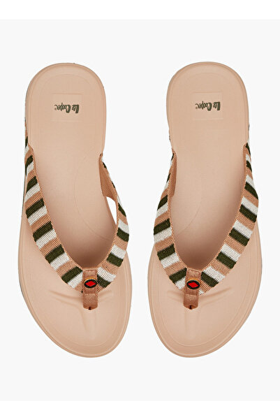 Lee Cooper شبشب ثونغ نسائي منقوش