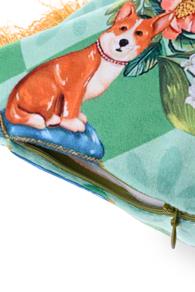 DECO Digital Printed Queen Pattern Velvet Throw Pillow - Fringed